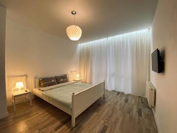 Фото номера Апартаменты с 1 спальней Апартаменты Scandinavian apartment on Marselskaya Street, Бесконтактное заселение г. Крыжановка 27